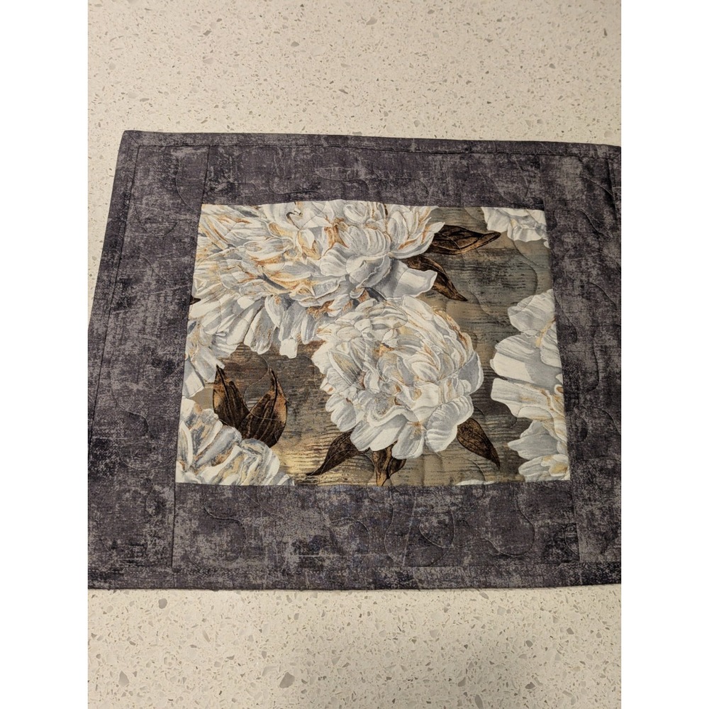 Quilted Placemats (6) and Table Runner (1) Set Of 7 - Reversible Floral Peonies - Picture 10 of 14